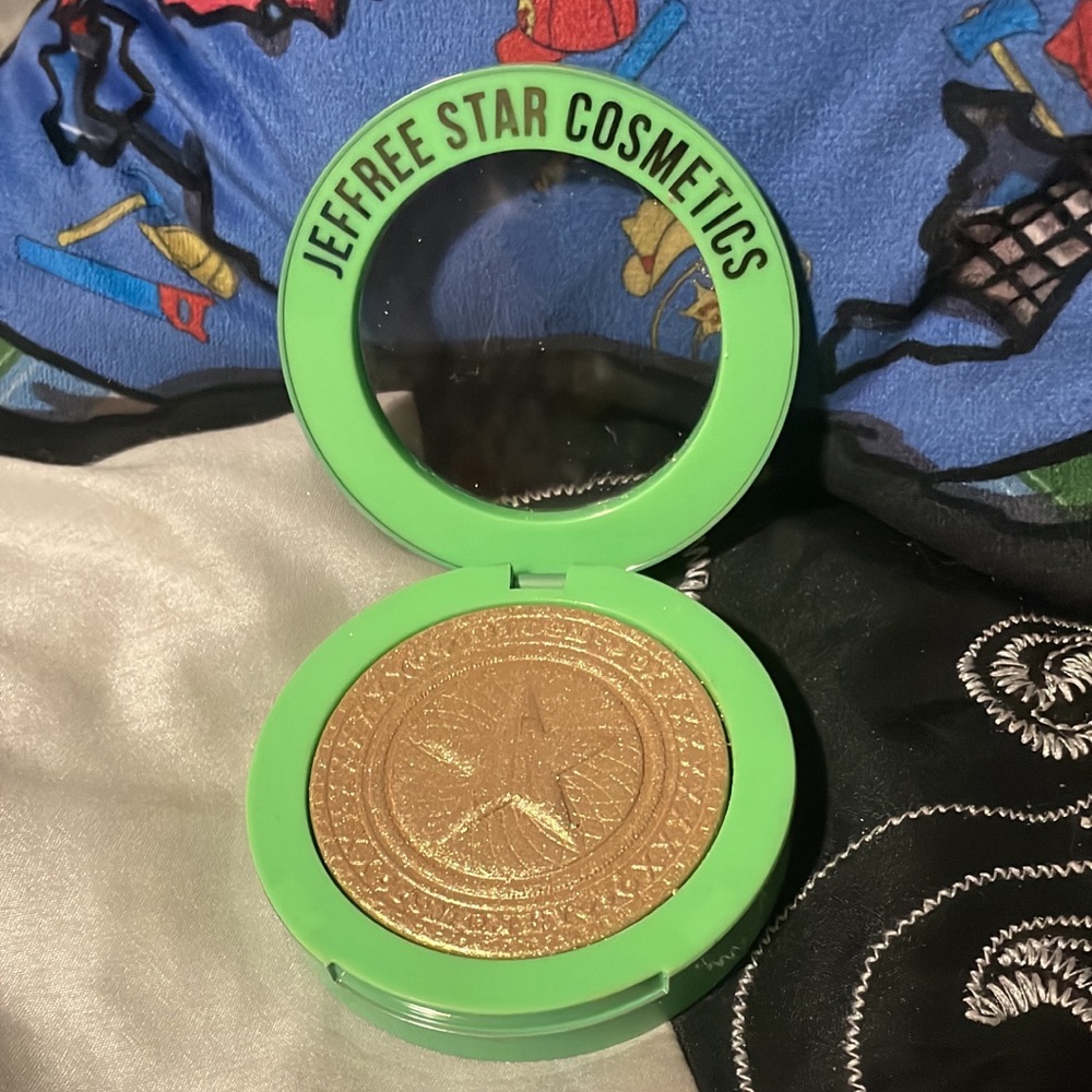 Jeffree Star Extreme Frost Highlighter Shade Cold Hard Ca$h